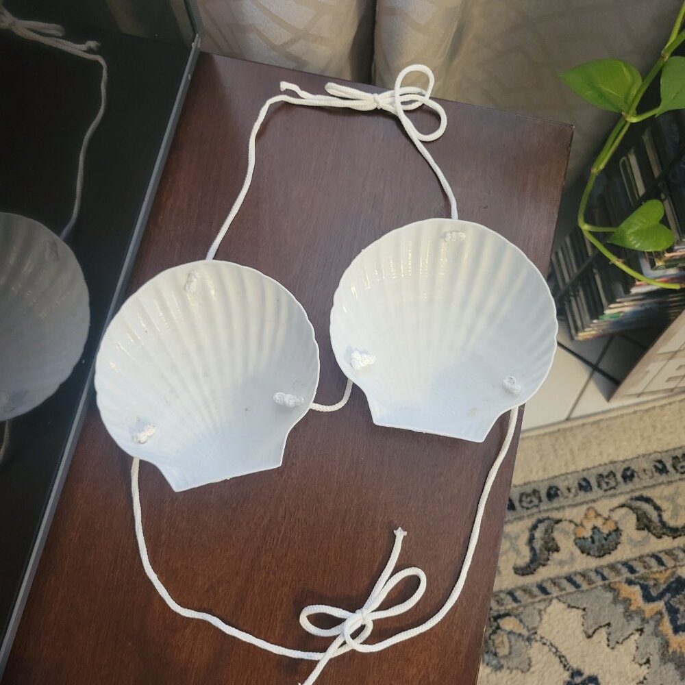 Shell Bikini Top - Picture 2 of 6